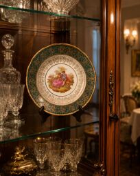 Kolekcia porcelánových tanierov Fragonard 